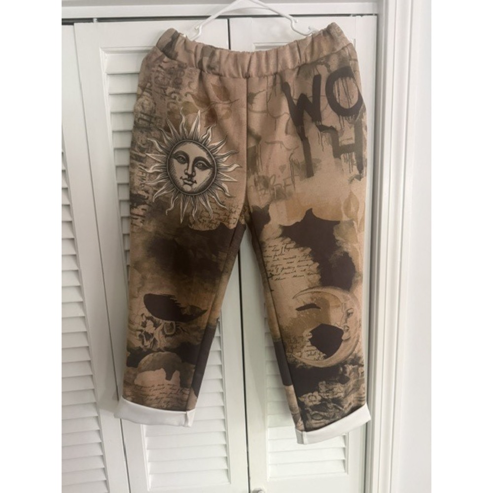 L520 Loowie Celetial Sun & Moon Printed Jogger Sweatpants One Size